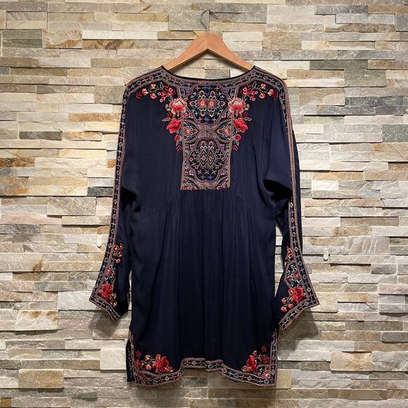 Johnny Was Embroidered Tunic | Navy Boho Folk Top, Romantic Kimono Sleeves Rayon - Picture 3 of 11